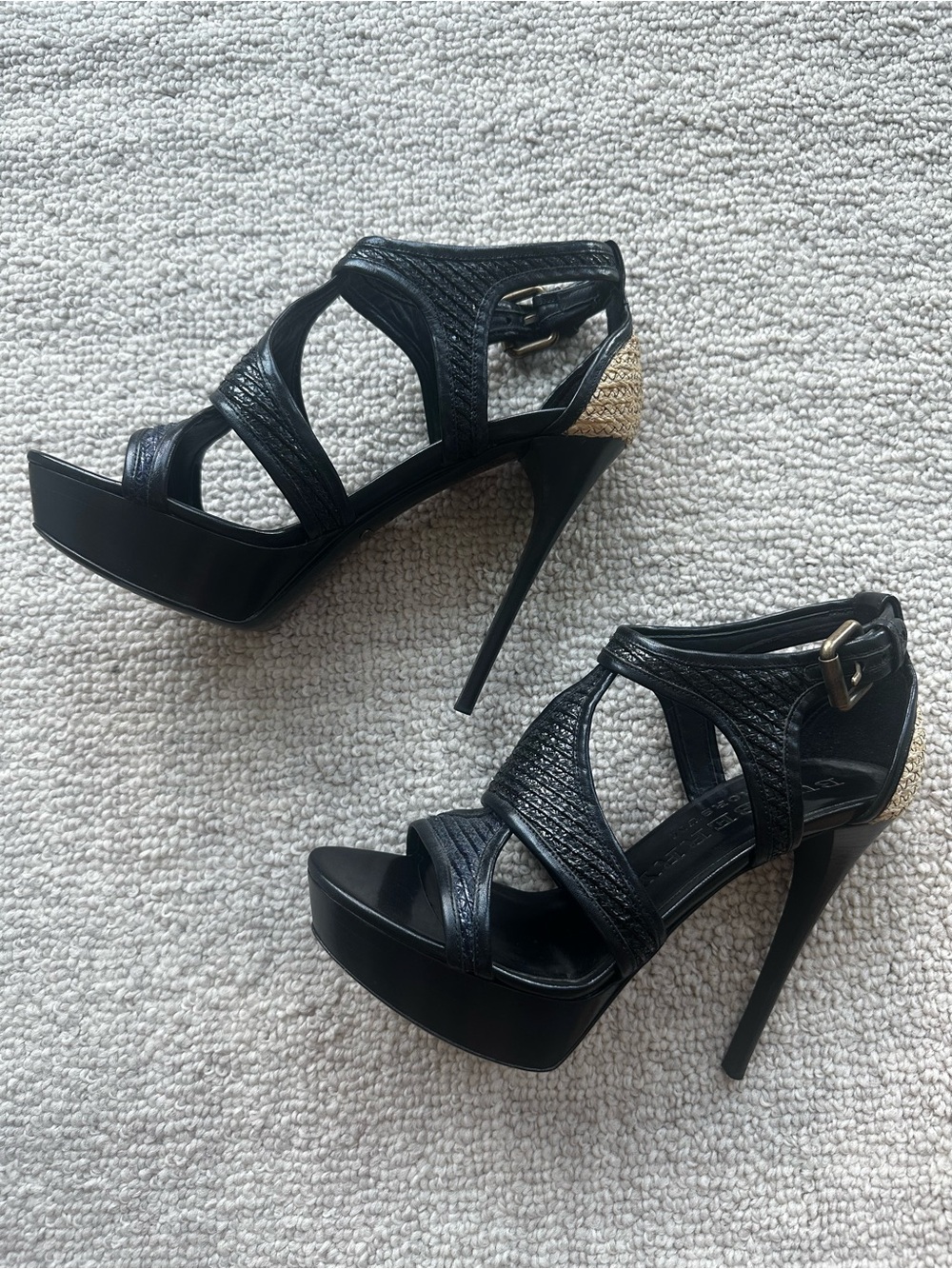 Burberry Raffia & Black Leather Strappy High Platform Sandals- Never Worn - Picture 3 of 8